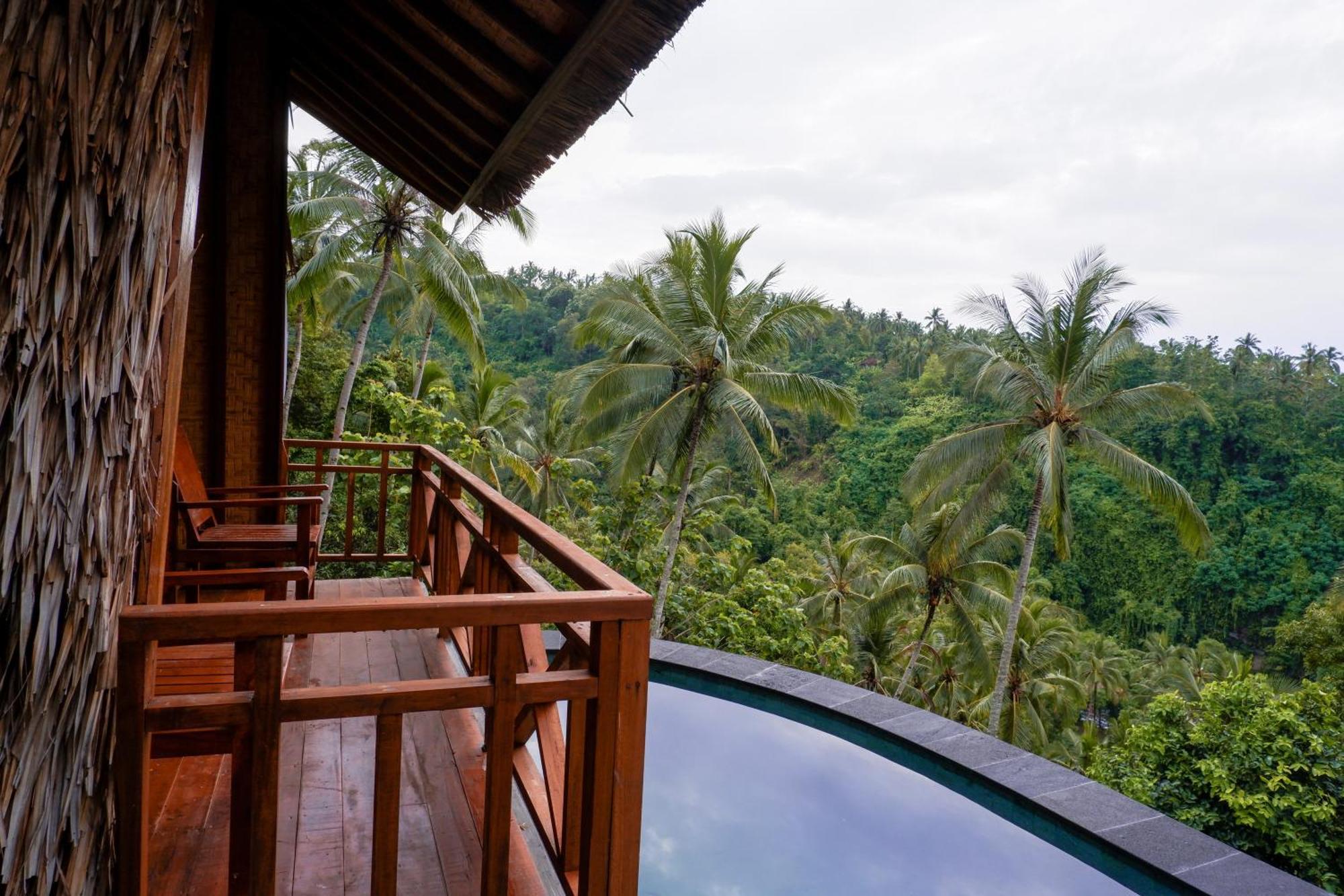 Aum Resort Pulukan Exterior foto