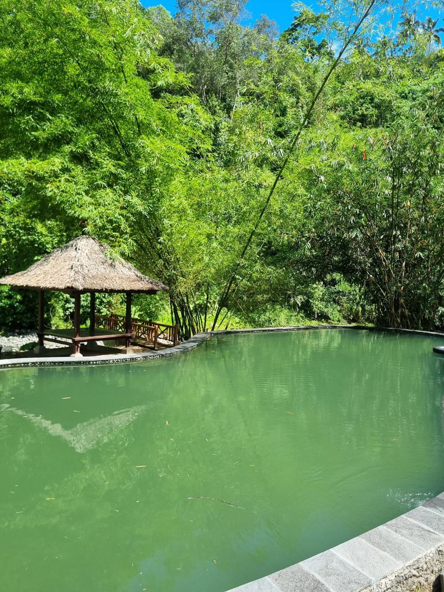 Aum Resort Pulukan Exterior foto